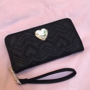 BETSEY JOHNSON WALLET